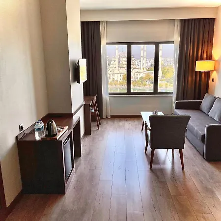 Tuerkmen Riverside 4* Adana